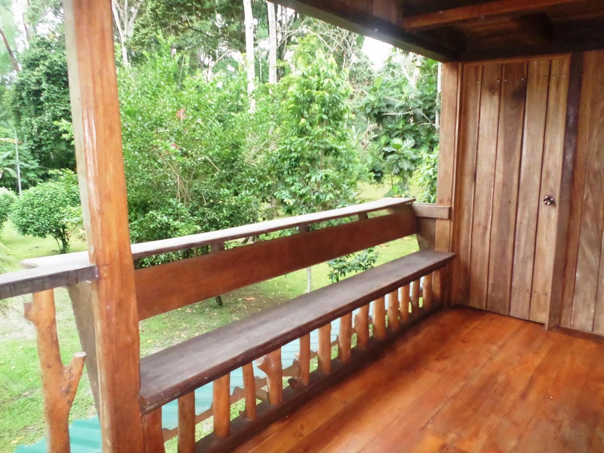 Hotel & Cabinas Nadine Cahuita Exterior foto