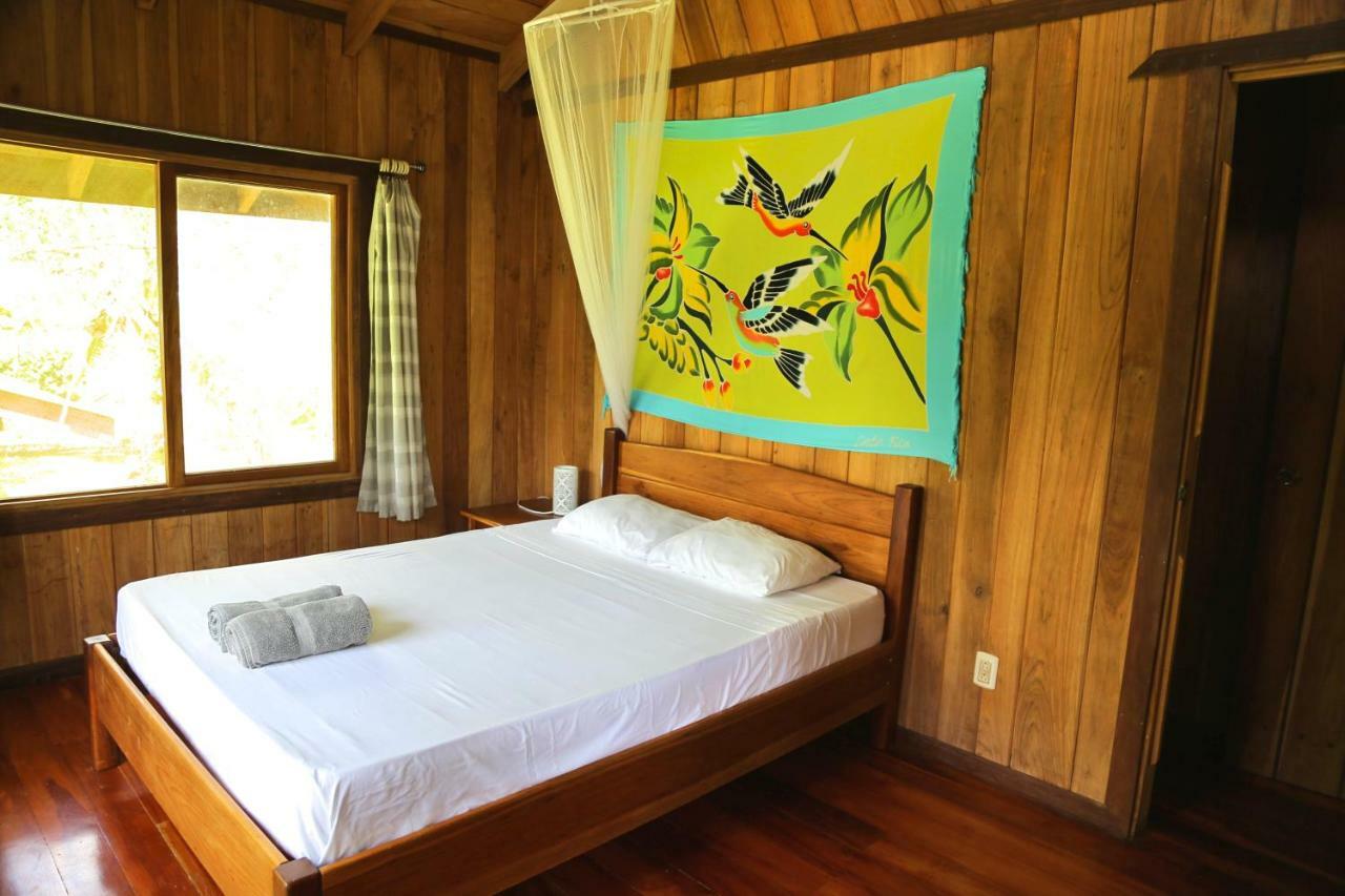Hotel & Cabinas Nadine Cahuita Exterior foto